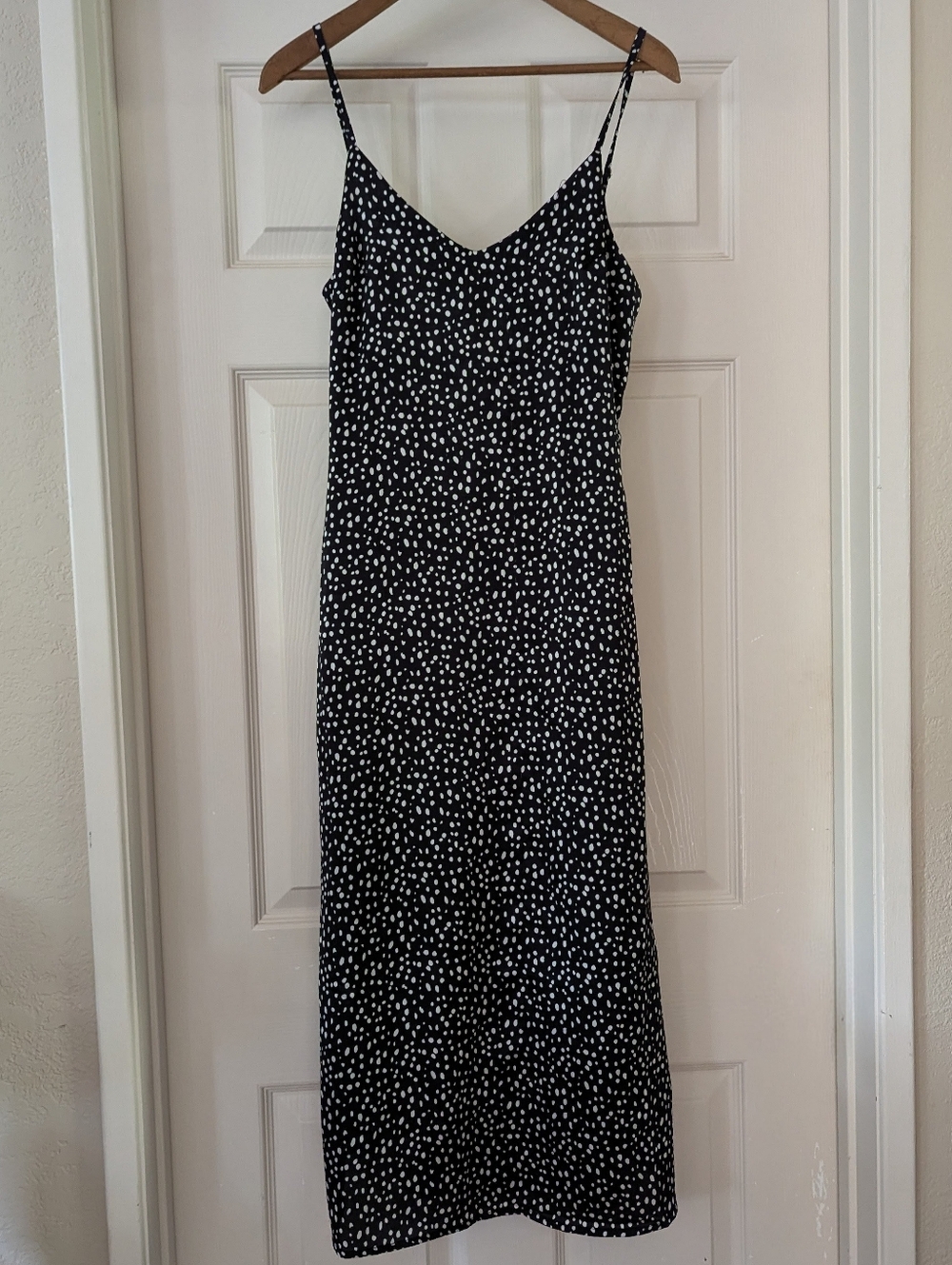 Forever 21 Black and White Polka Dot Spaghetti Strap Midi Dress Size Small Lined